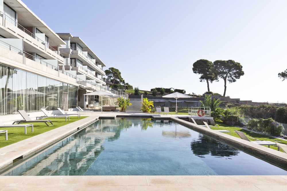 santa romana apartments and suites