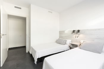santa romana apartments and suites