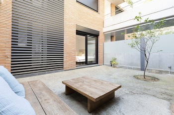 santa romana apartments and suites