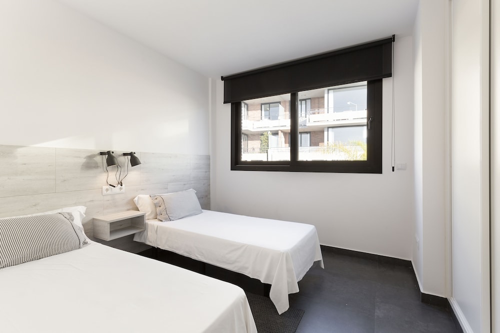 santa romana apartments and suites