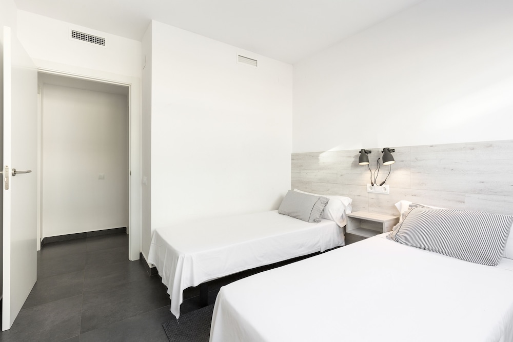 santa romana apartments and suites