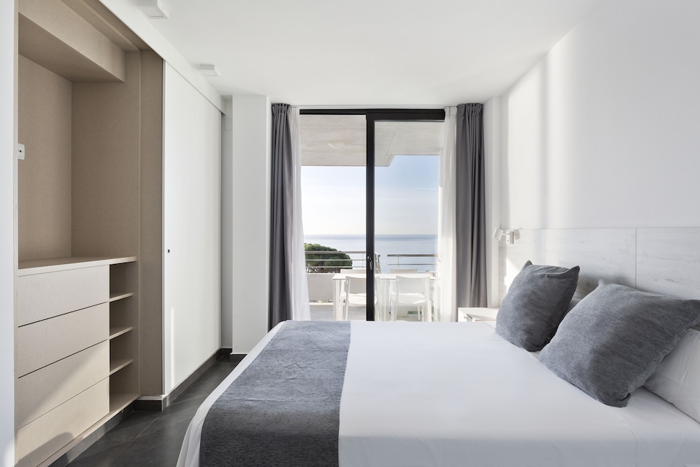 santa romana apartments and suites