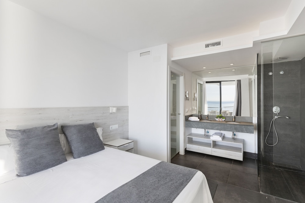santa romana apartments and suites