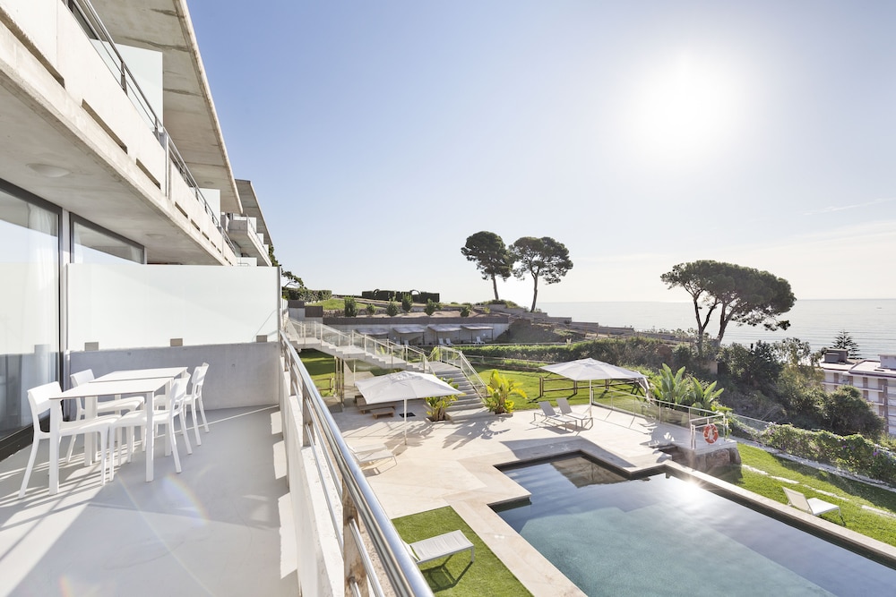 santa romana apartments and suites