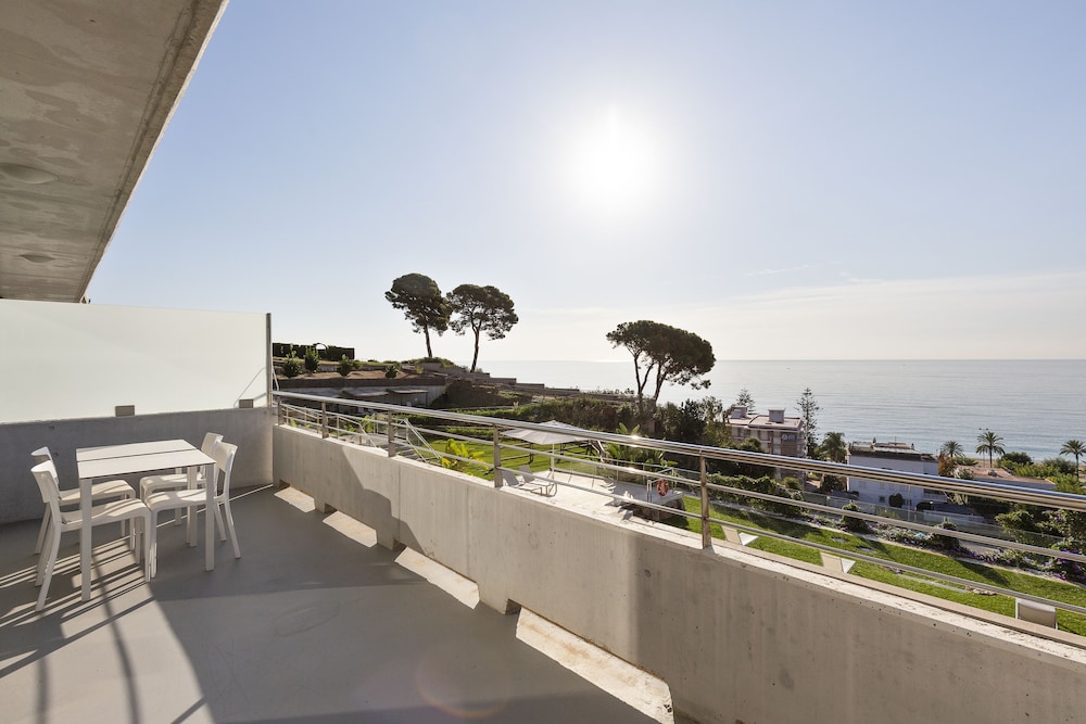 santa romana apartments and suites