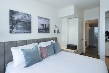 r hotel geelong