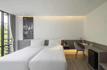 amarin hotel rama 8