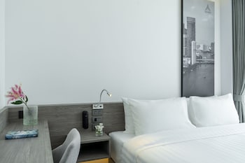 amarin hotel rama 8