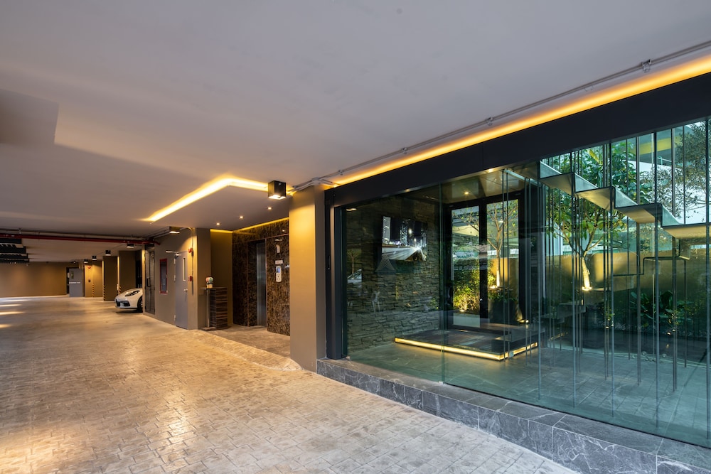 amarin hotel rama 8
