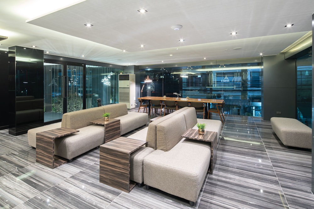 amarin hotel rama 8