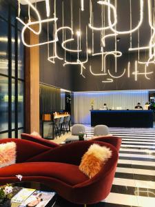 the quarter silom by uhg