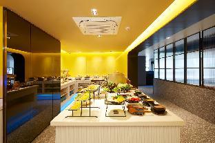 the quarter silom by uhg