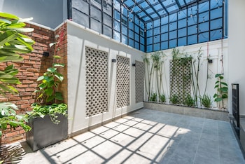 cozrum homes the gallery residence