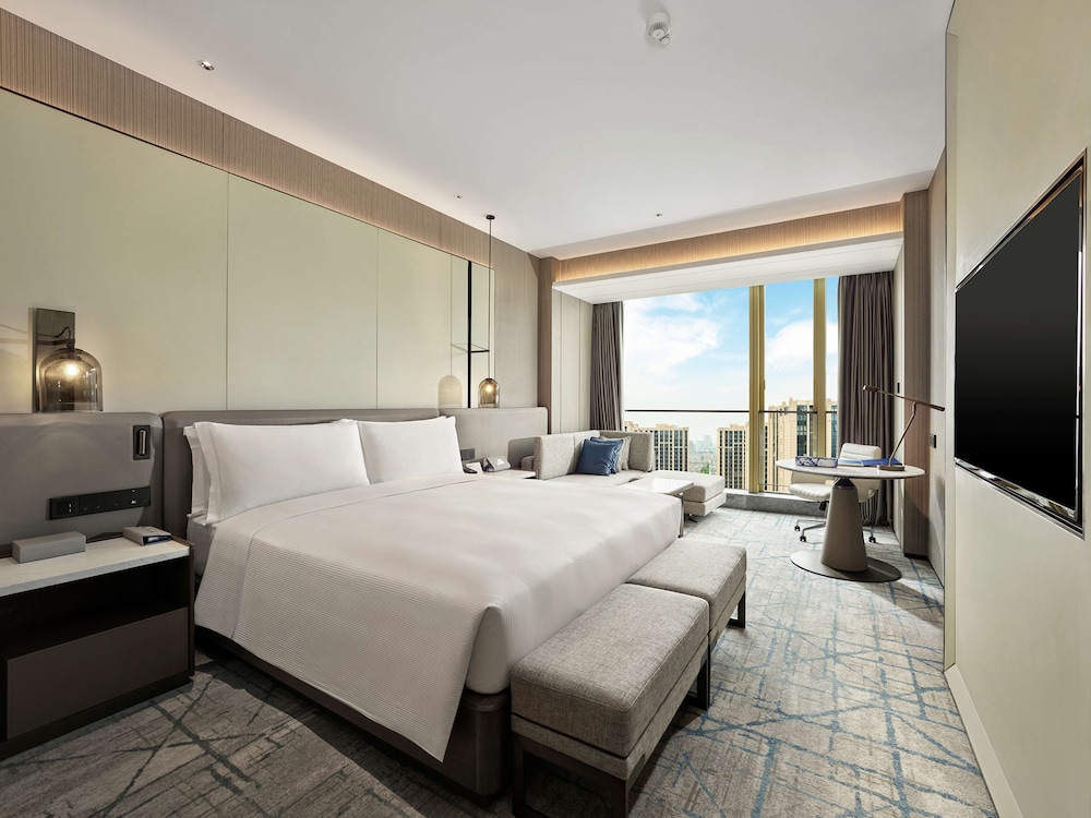 doubletree by hilton qidong china