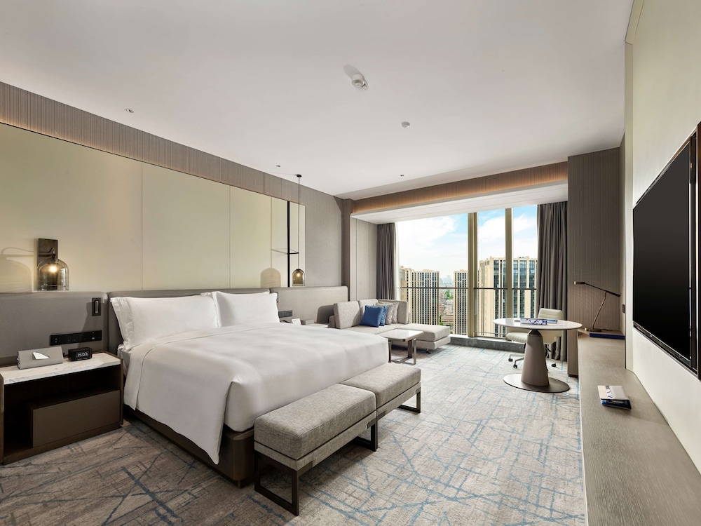 doubletree by hilton qidong china