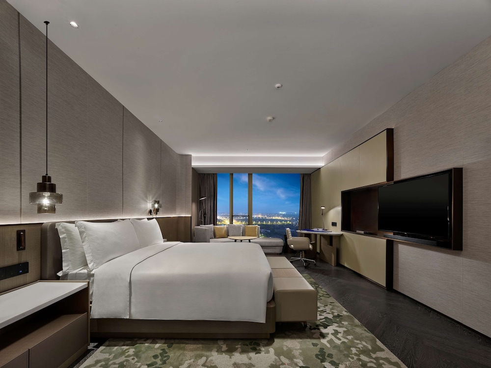 doubletree by hilton qidong china