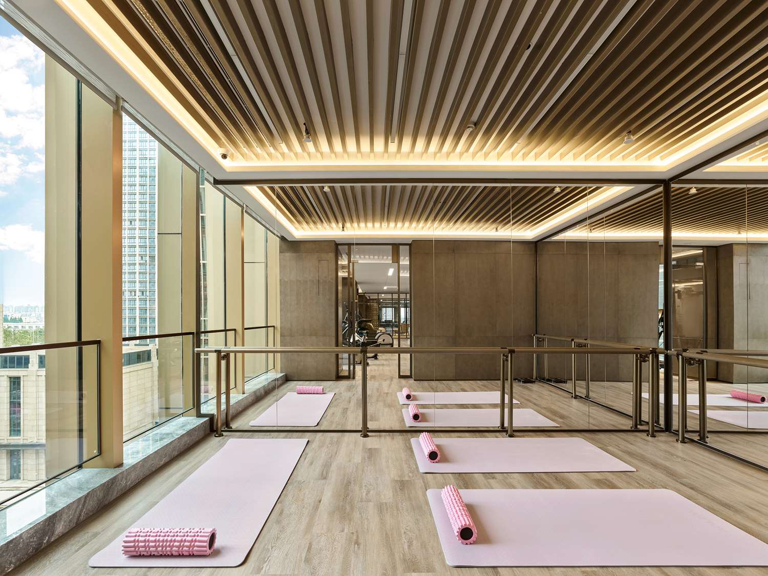 doubletree by hilton qidong china
