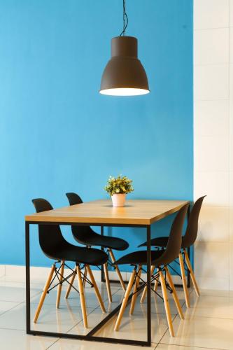 da men by ody suites