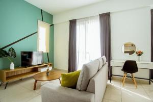 da men by ody suites