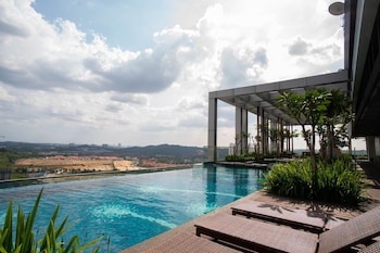 aurora pavilion bukit jalil by ody suites