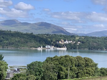 remarkable 1 bed house nearzip world snowdonia