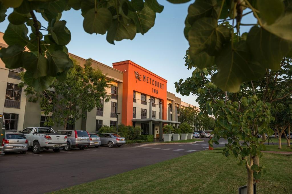 peermont metcourt inn at the grand palm resort