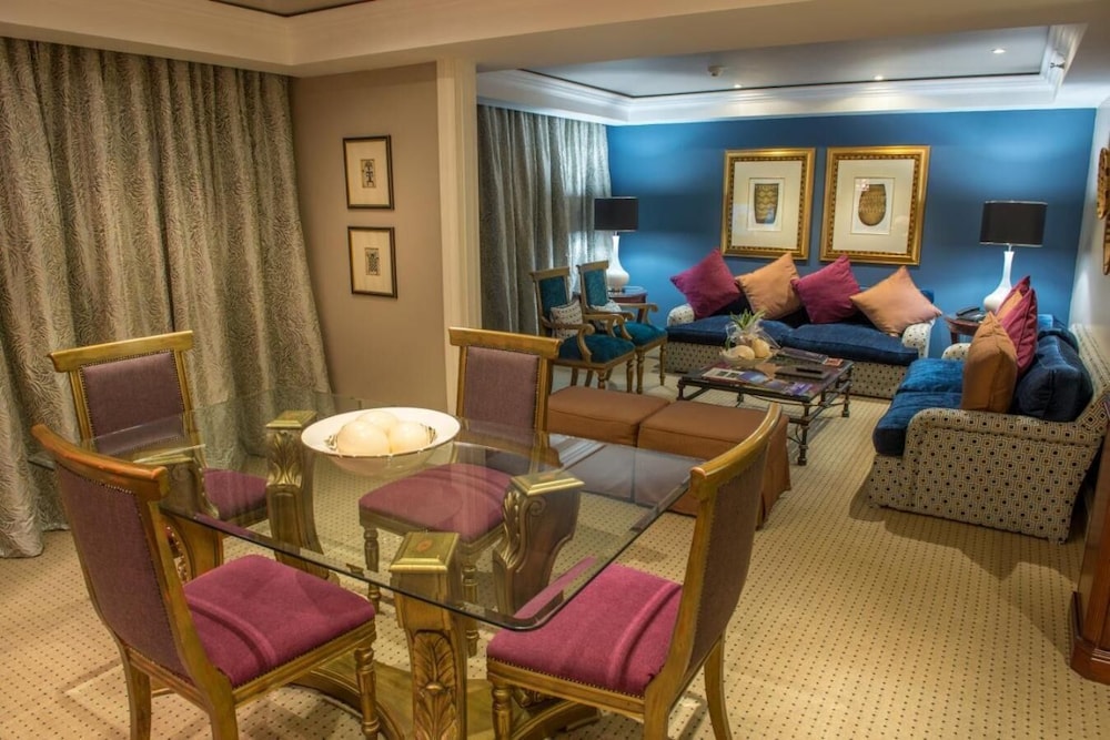 peermont metcourt inn at the grand palm resort