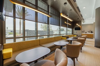 springhill suites by marriott anaheim placentia fullerton