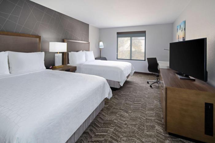 best western valencia six flags inn and suites