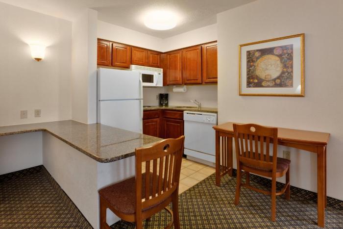 staybridge suites allentown bethlehem airport by ihg