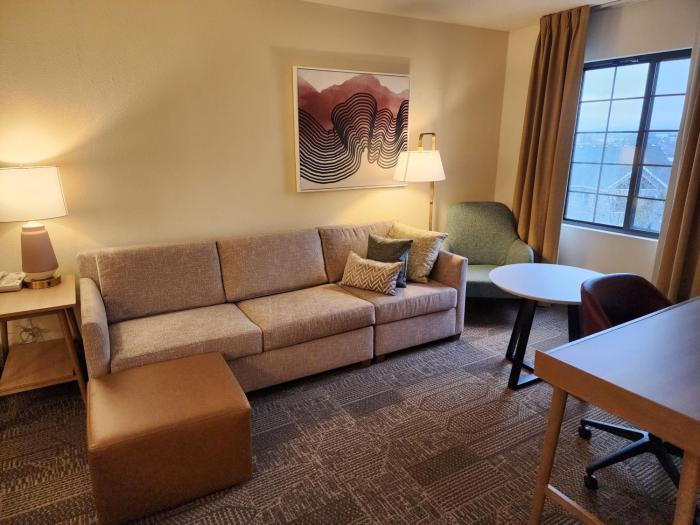 staybridge suites allentown bethlehem airport by ihg