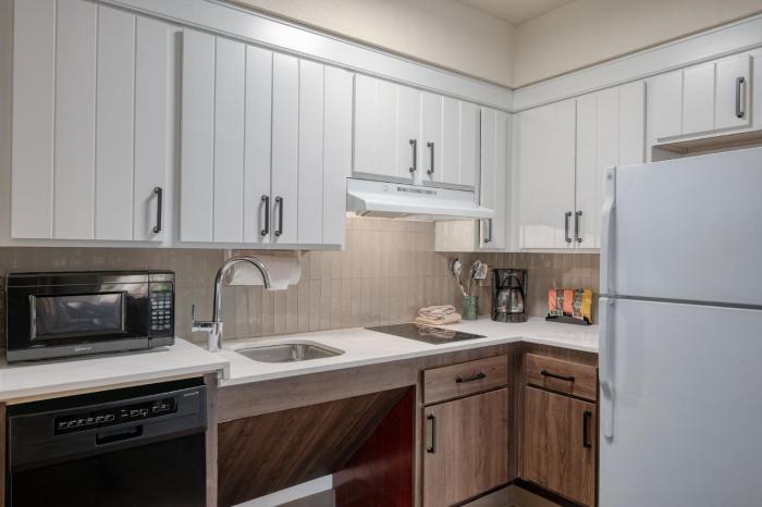 staybridge suites allentown bethlehem airport by ihg