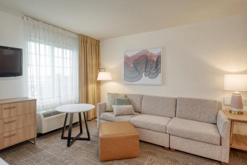 staybridge suites allentown bethlehem airport by ihg