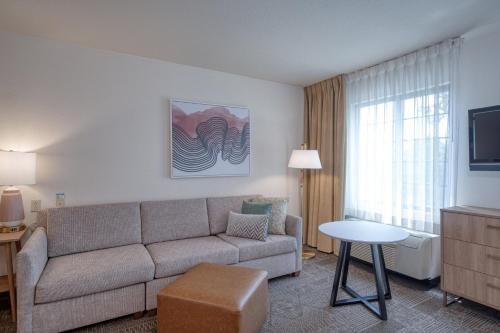 staybridge suites allentown bethlehem airport by ihg