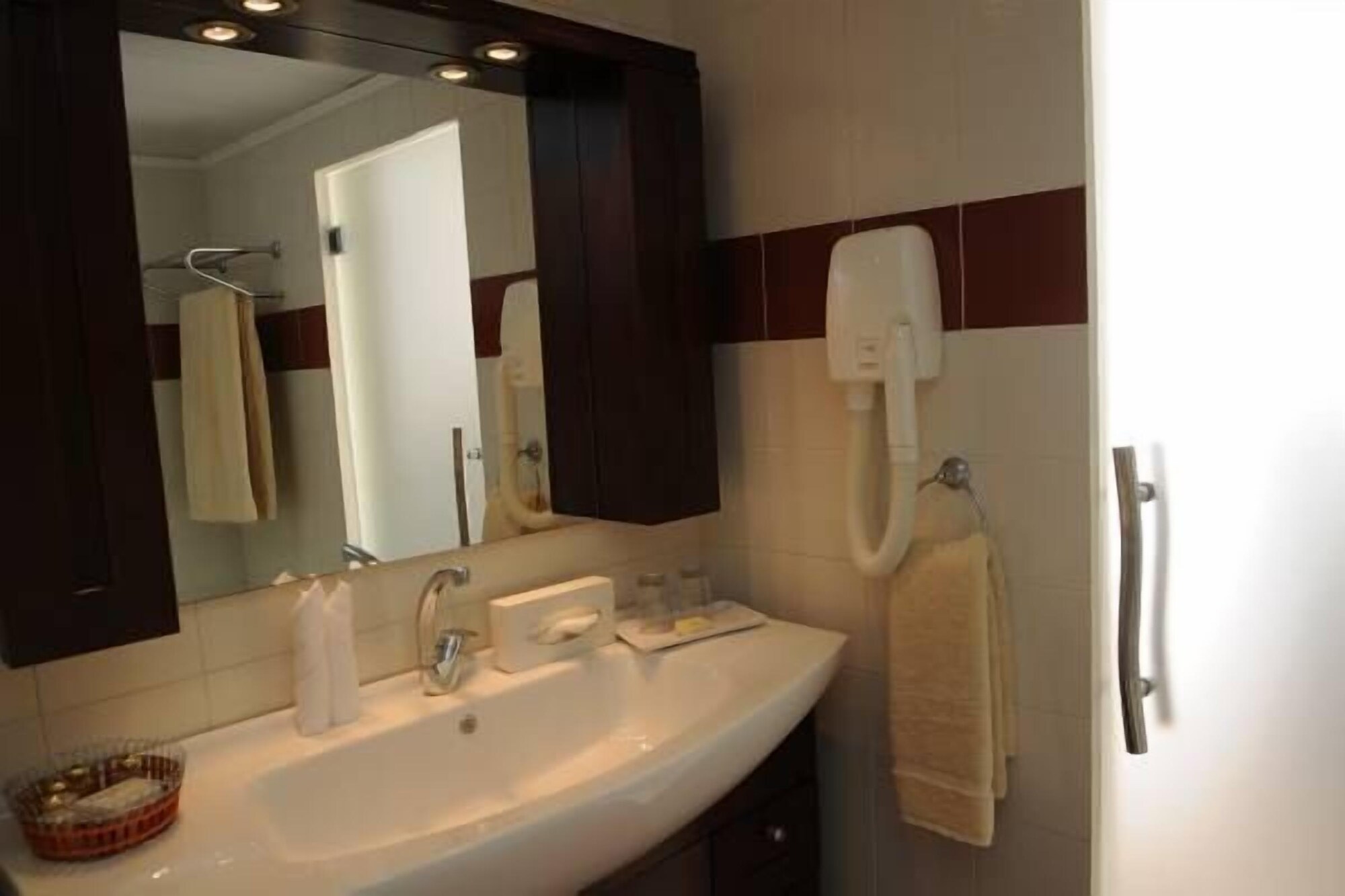 jerusalem gate hotel