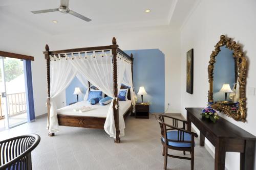 aquarius beach hotel