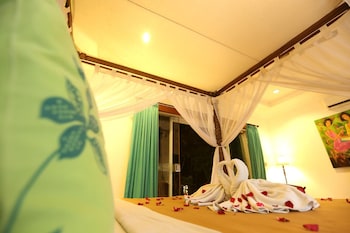 aquarius beach hotel