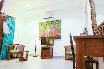 aquarius beach hotel