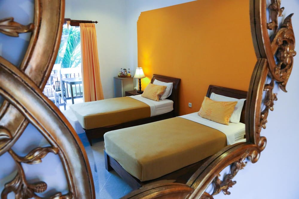 aquarius beach hotel