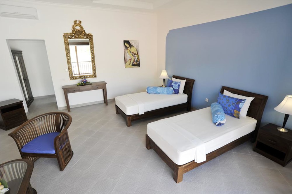 aquarius beach hotel