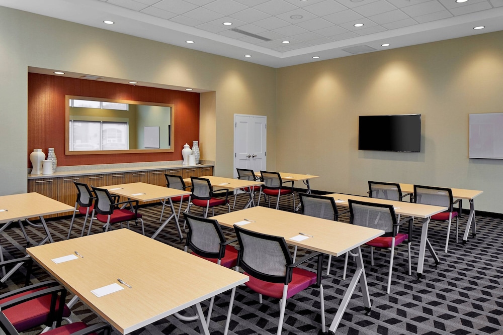 towneplace suites by marriott columbus north osu