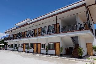 baan kru toom hotel