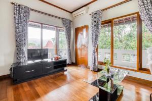 reddoorz plus purwodadi