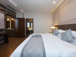 gem hotel hefei feidong county high speed railway