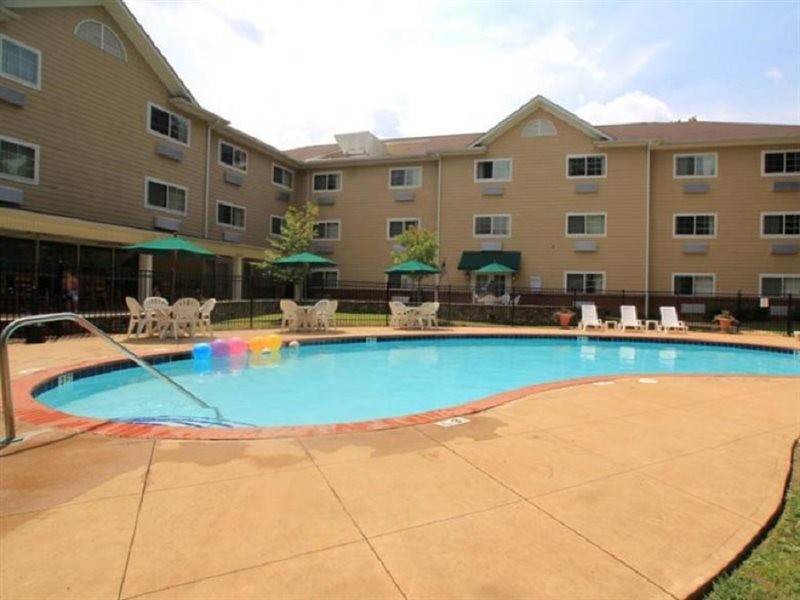 mainstay suites columbus next to fort moore