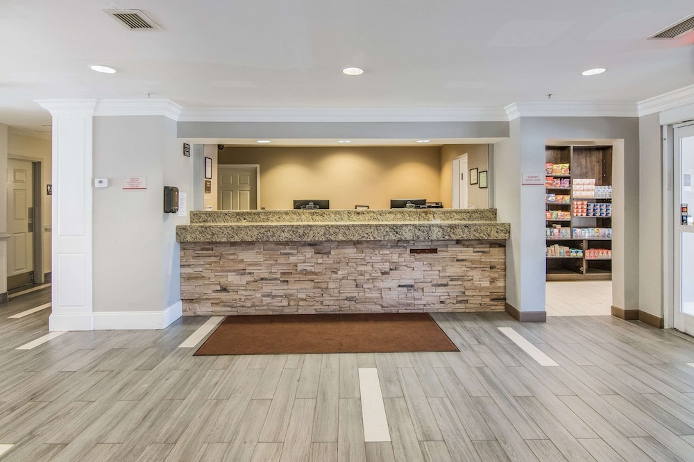 mainstay suites columbus next to fort moore