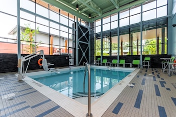 Holiday Inn Express And Suites Chilliwack East, An Ihg Hotel,British Columbia>>Chilliwack,2.5 star