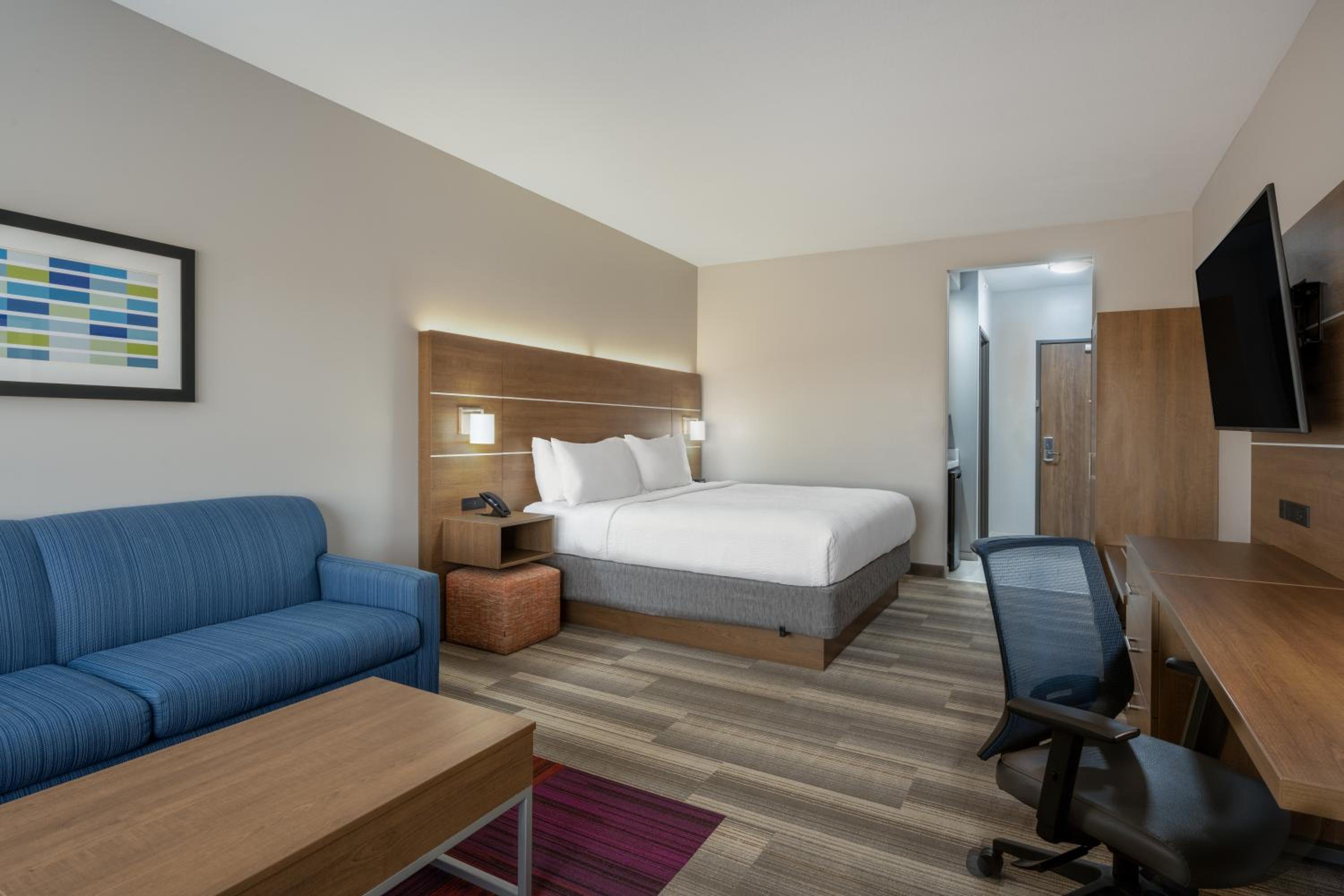 holiday inn express and suites gilbert mesa gateway airport