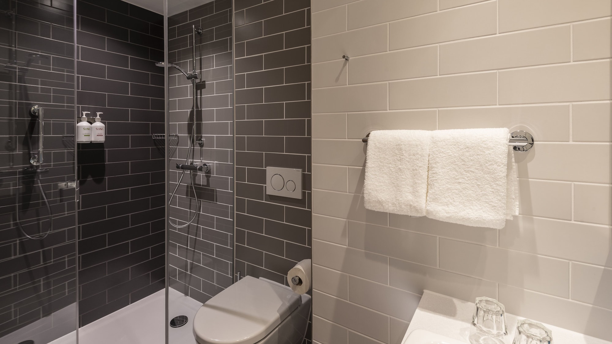 holiday inn express dusseldorf hauptbahnhof