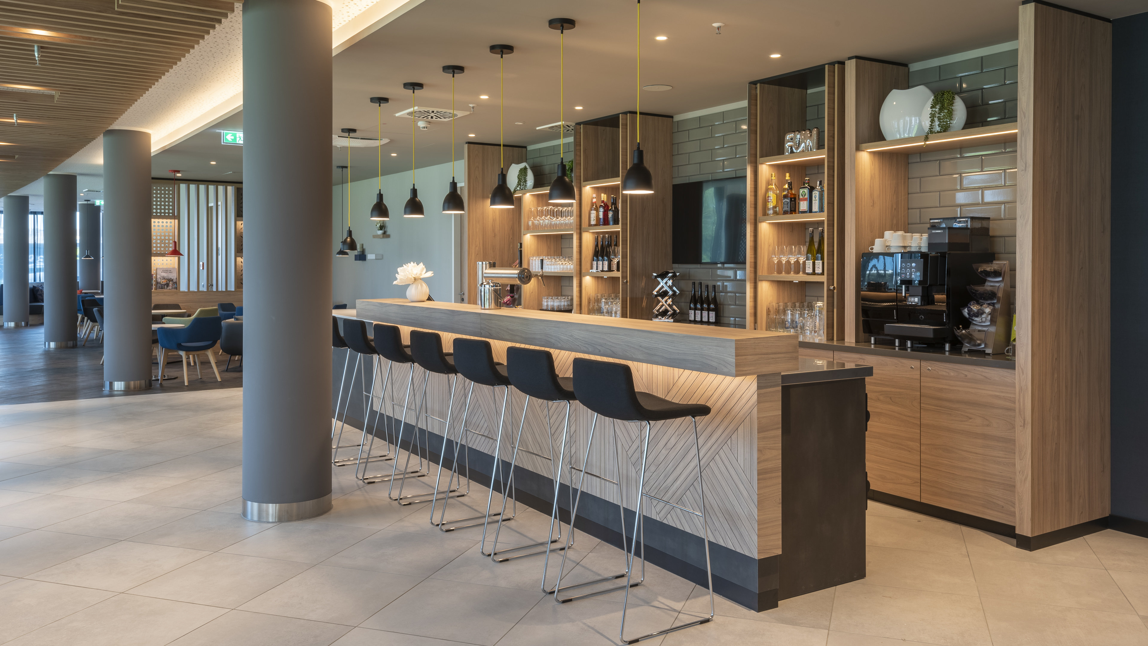 holiday inn express dusseldorf hauptbahnhof